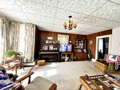 885 Washington Street Stewartstown NH 03597