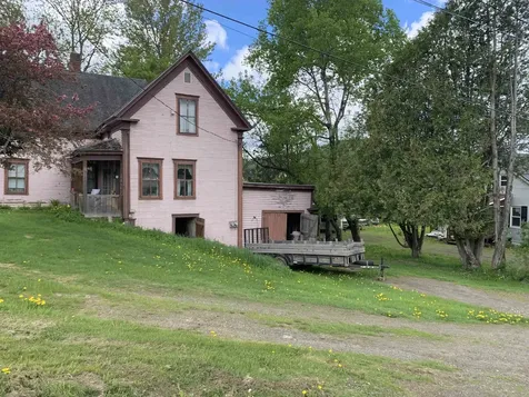 885 Washington Street Stewartstown NH 03597