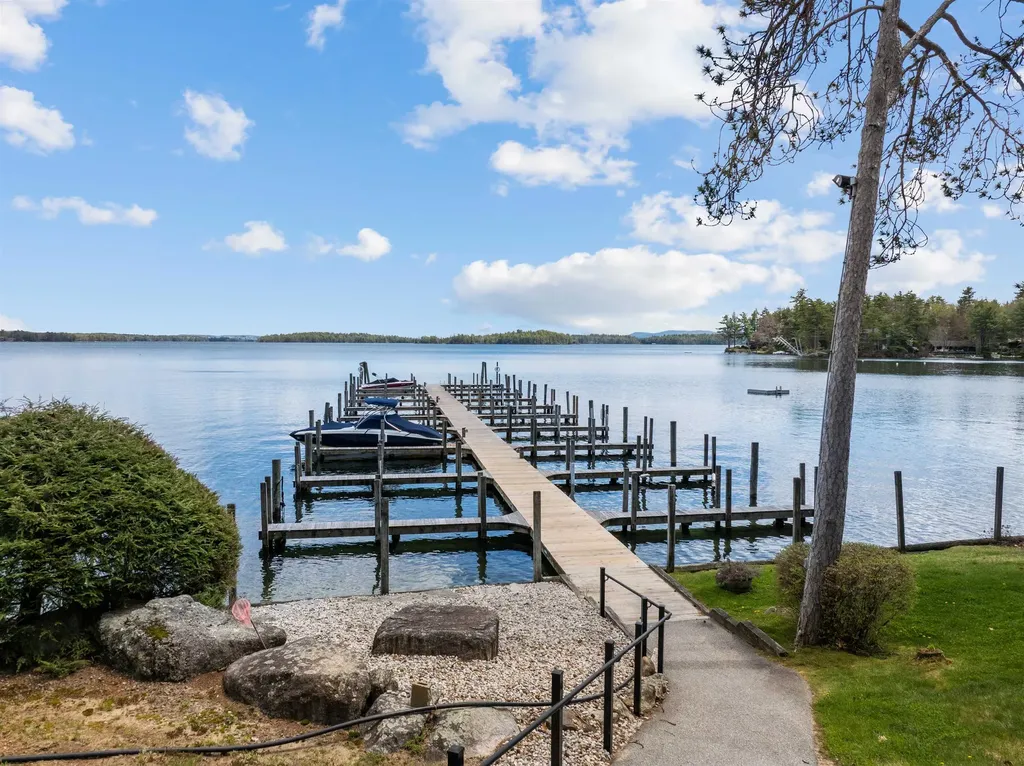 12 Brookhurst Lane East Meredith NH 03253