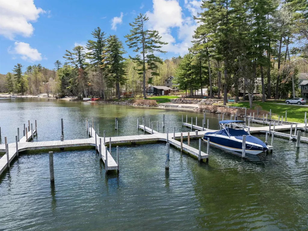 12 Brookhurst Lane East Meredith NH 03253