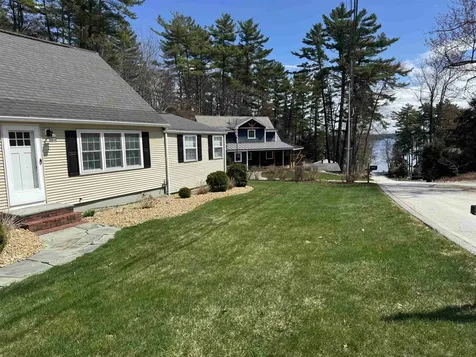 12 Brookhurst Lane East Meredith NH 03253