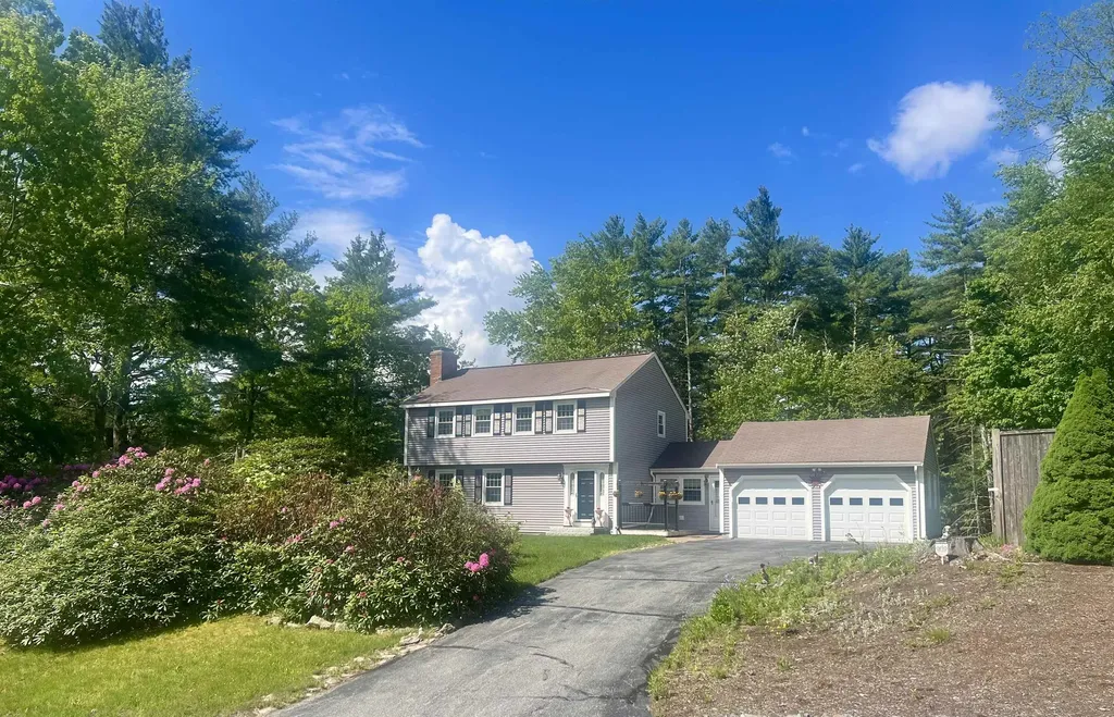 9 Trowbridge Drive Merrimack NH 03054