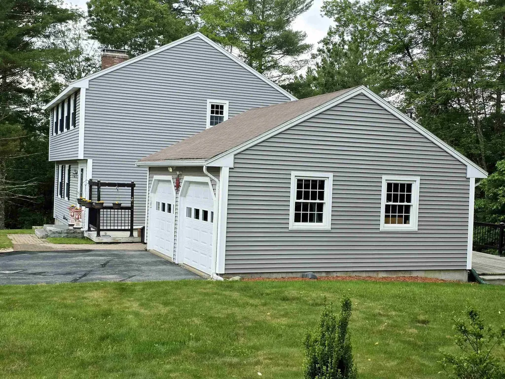9 Trowbridge Drive Merrimack NH 03054