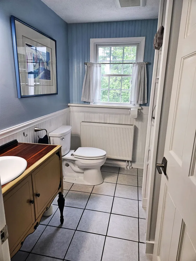 9 Trowbridge Drive Merrimack NH 03054