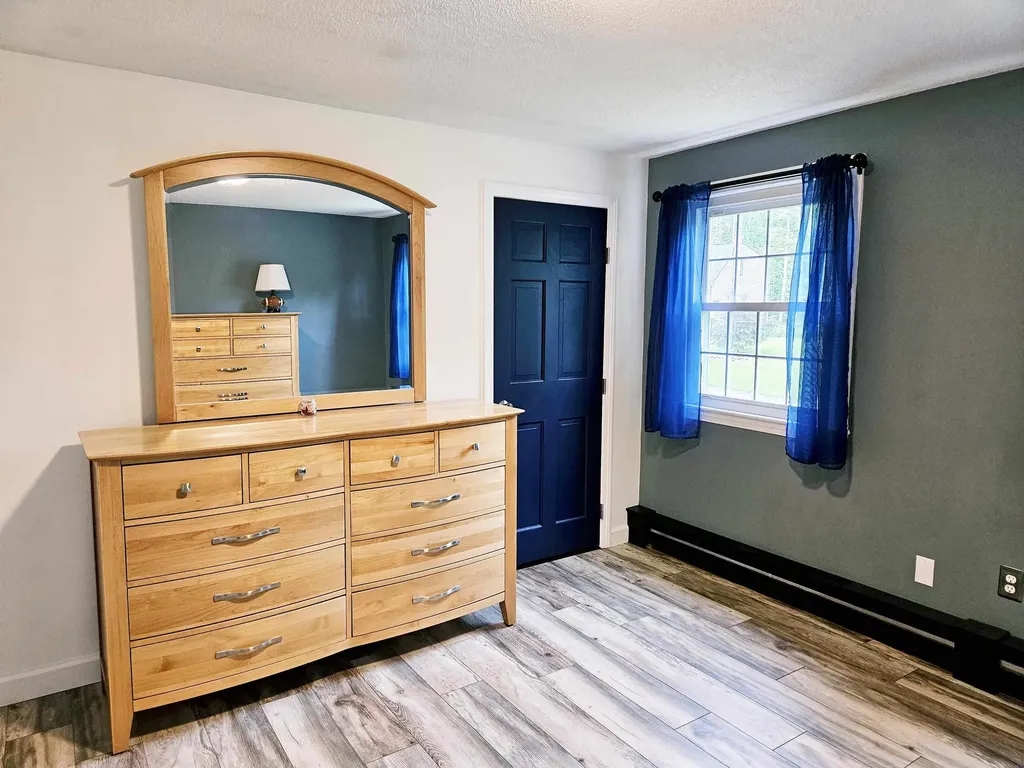 9 Trowbridge Drive Merrimack NH 03054