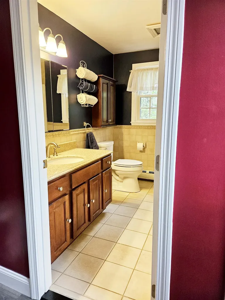 9 Trowbridge Drive Merrimack NH 03054