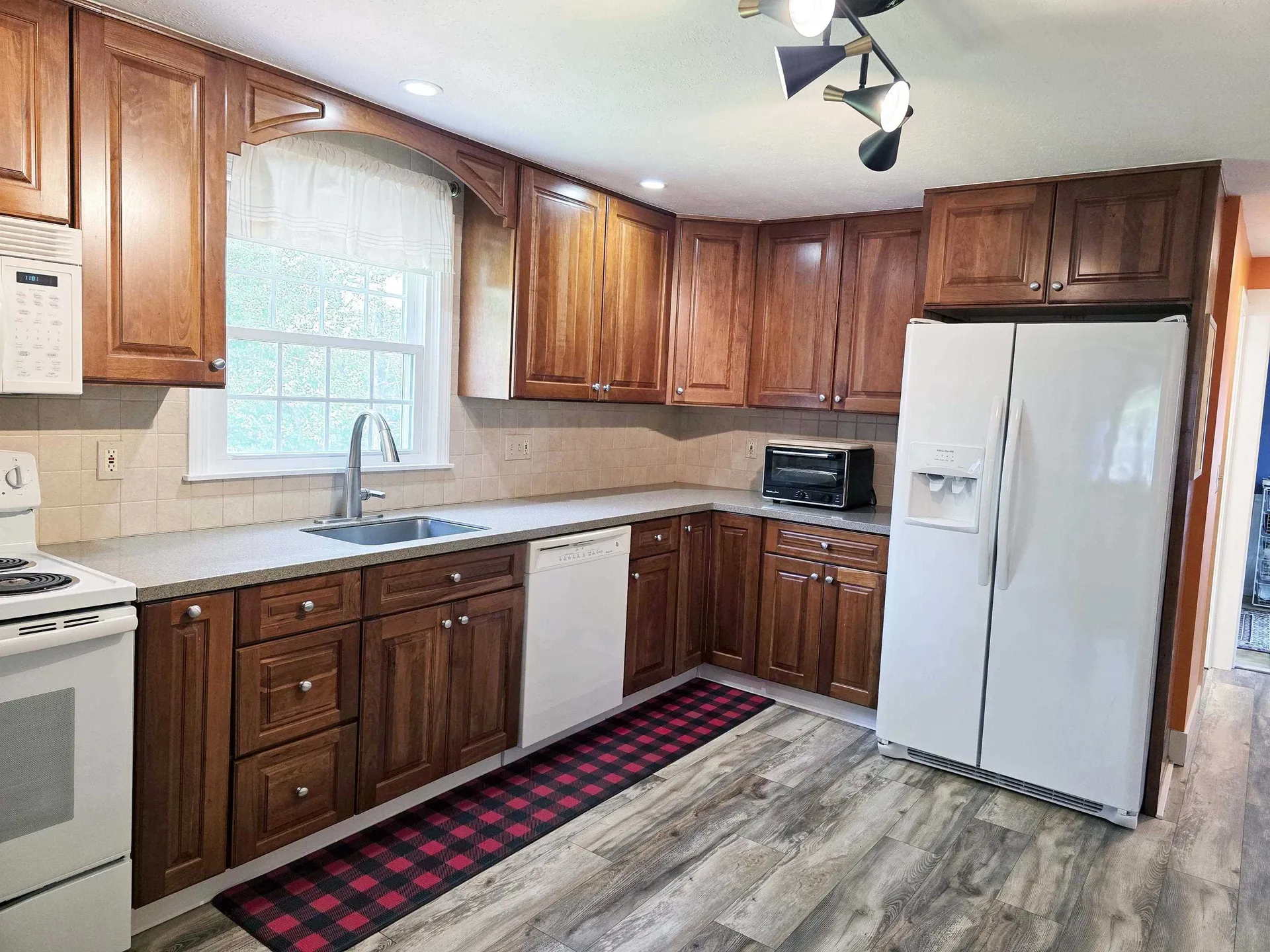 9 Trowbridge Drive Merrimack NH 03054