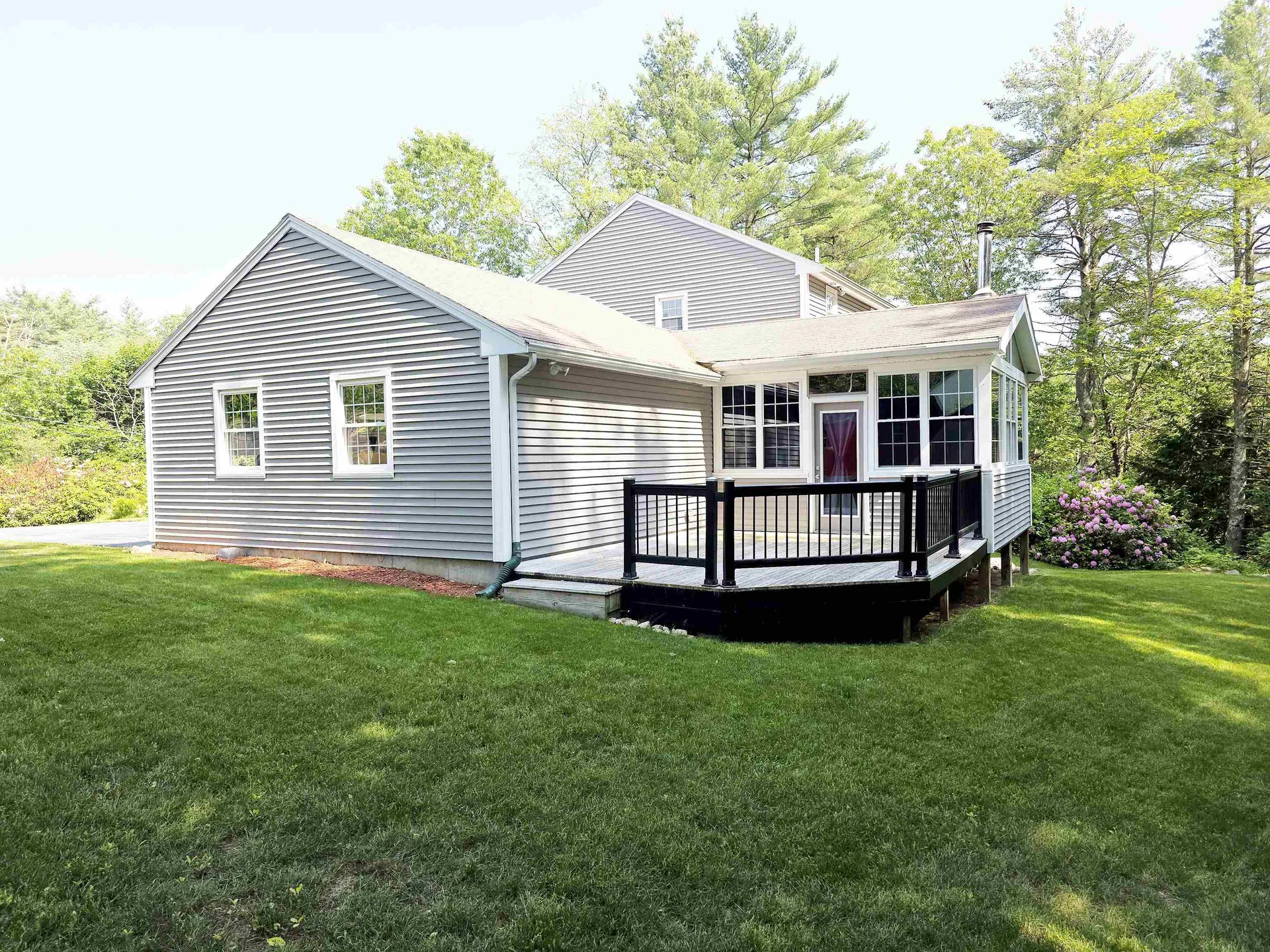 9 Trowbridge Drive Merrimack NH 03054