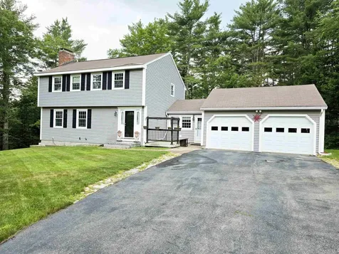 9 Trowbridge Drive Merrimack NH 03054