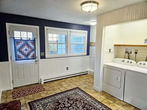 9 Trowbridge Drive Merrimack NH 03054