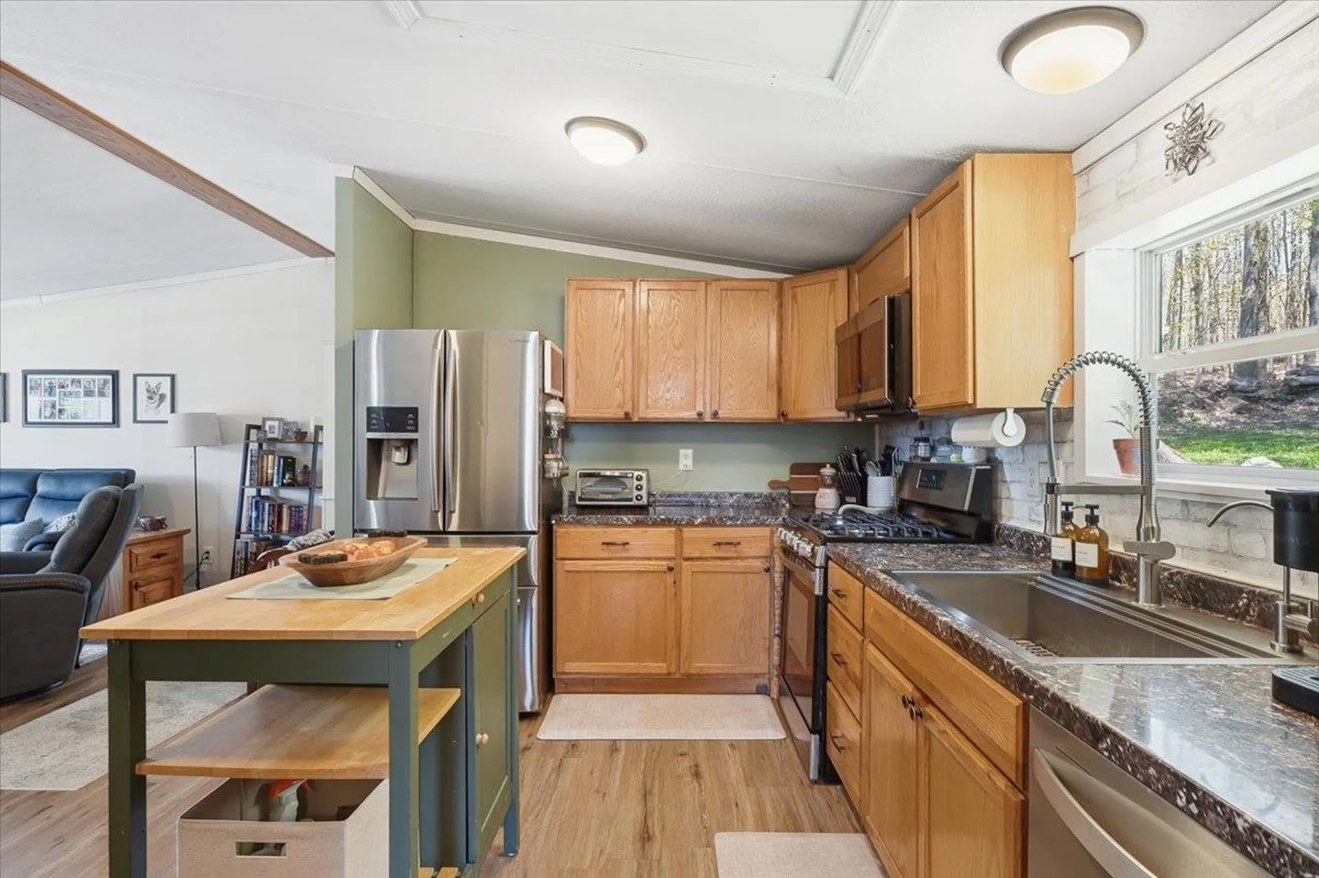 737 Porterwood Drive Williston VT 05495