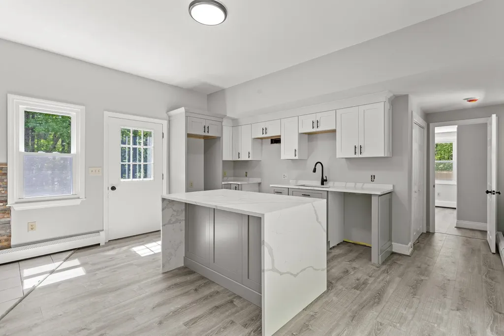 125 Blackwater Road Rochester NH 03867