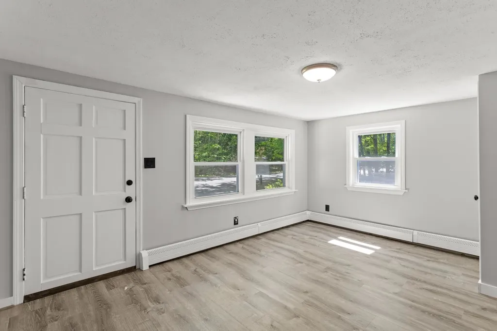 125 Blackwater Road Rochester NH 03867