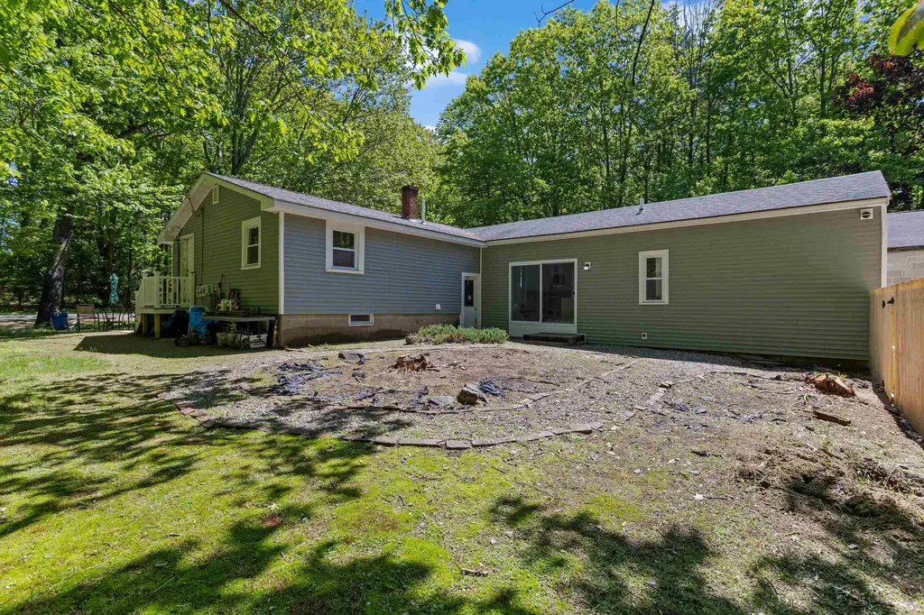 125 Blackwater Road Rochester NH 03867