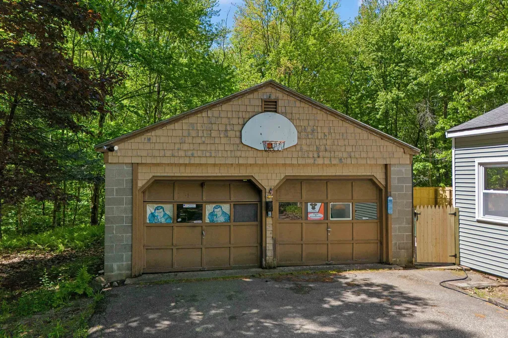 125 Blackwater Road Rochester NH 03867