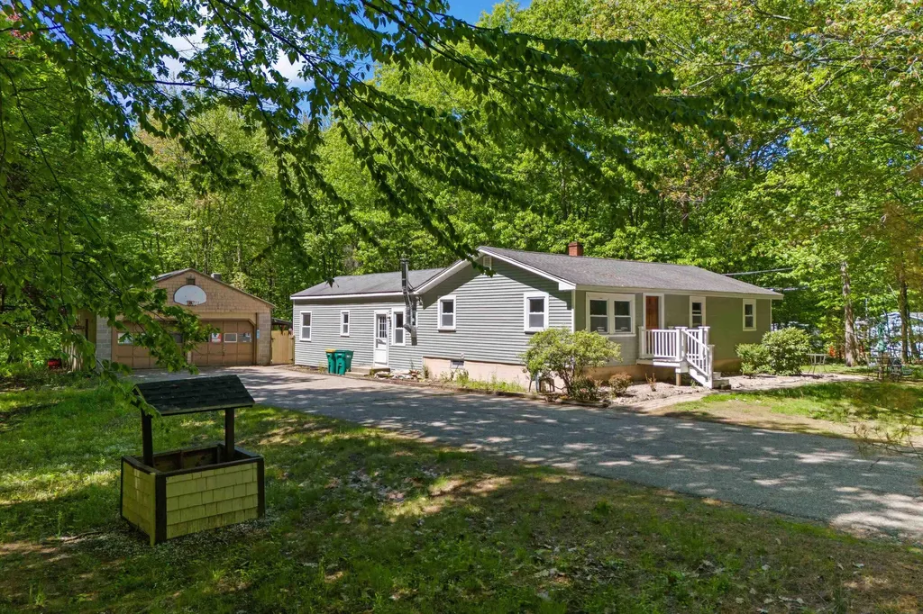 125 Blackwater Road Rochester NH 03867