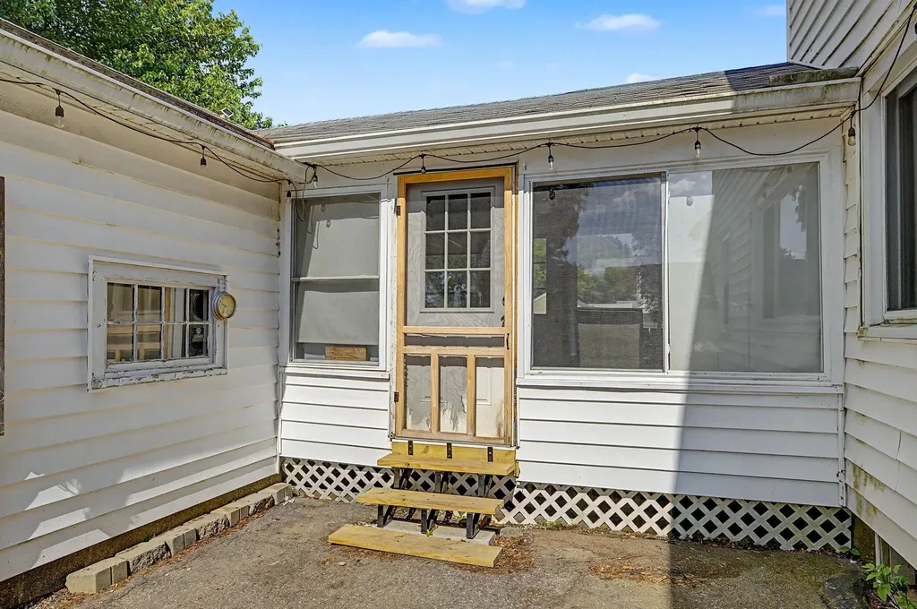130 Manning Street Manchester NH 03103
