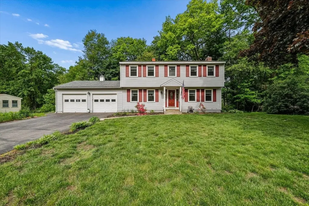 11 Douglas Street Merrimack NH 03054