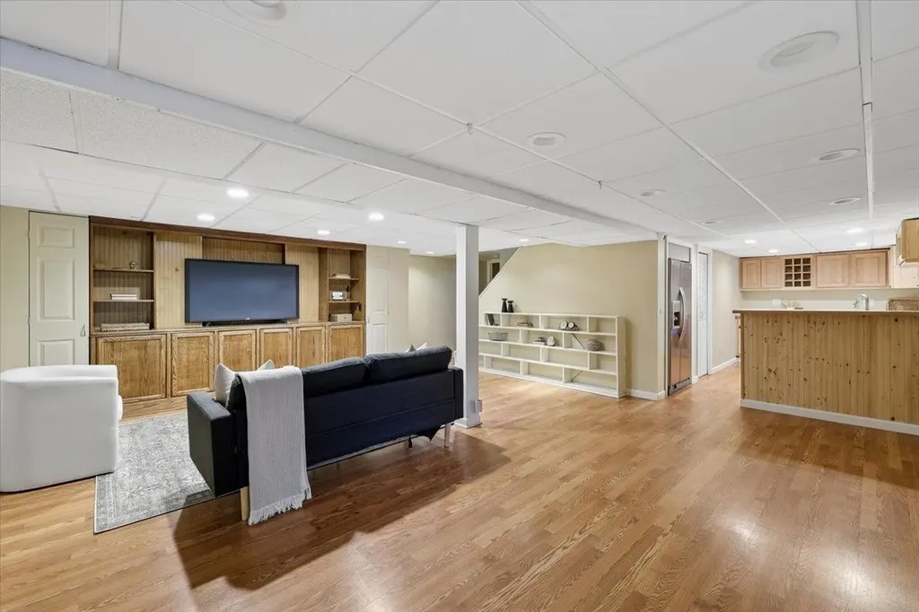 11 Douglas Street Merrimack NH 03054