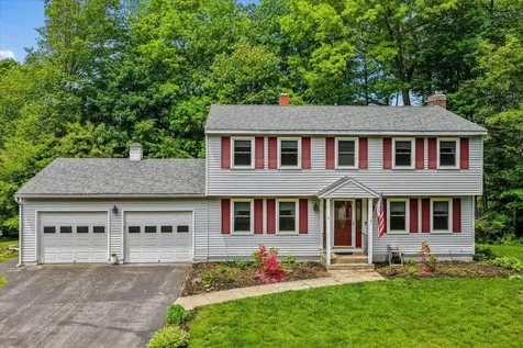 11 Douglas Street Merrimack NH 03054