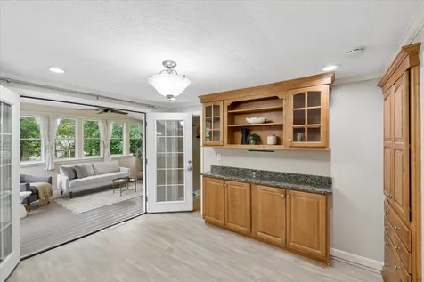 11 Douglas Street Merrimack NH 03054