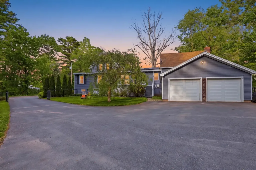 53 Sandown Road Fremont NH 03044