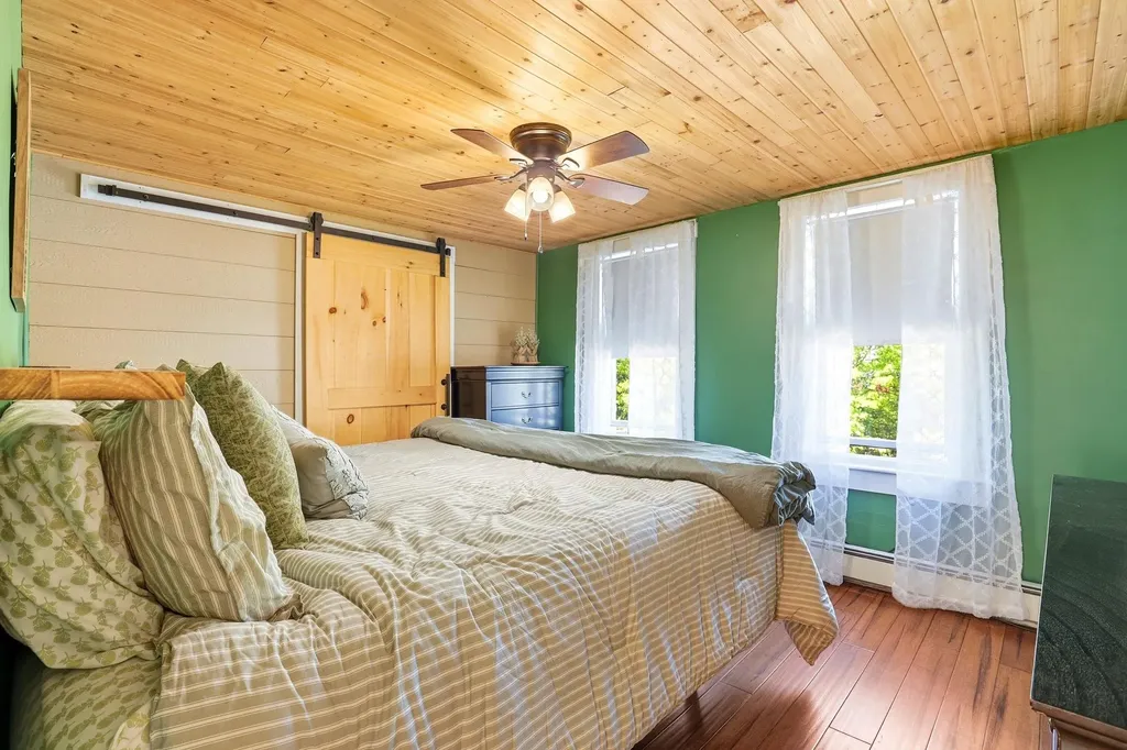 53 Sandown Road Fremont NH 03044