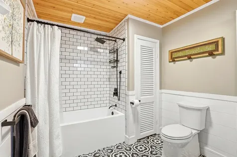 53 Sandown Road Fremont NH 03044