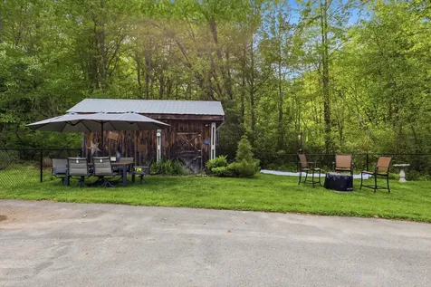 53 Sandown Road Fremont NH 03044