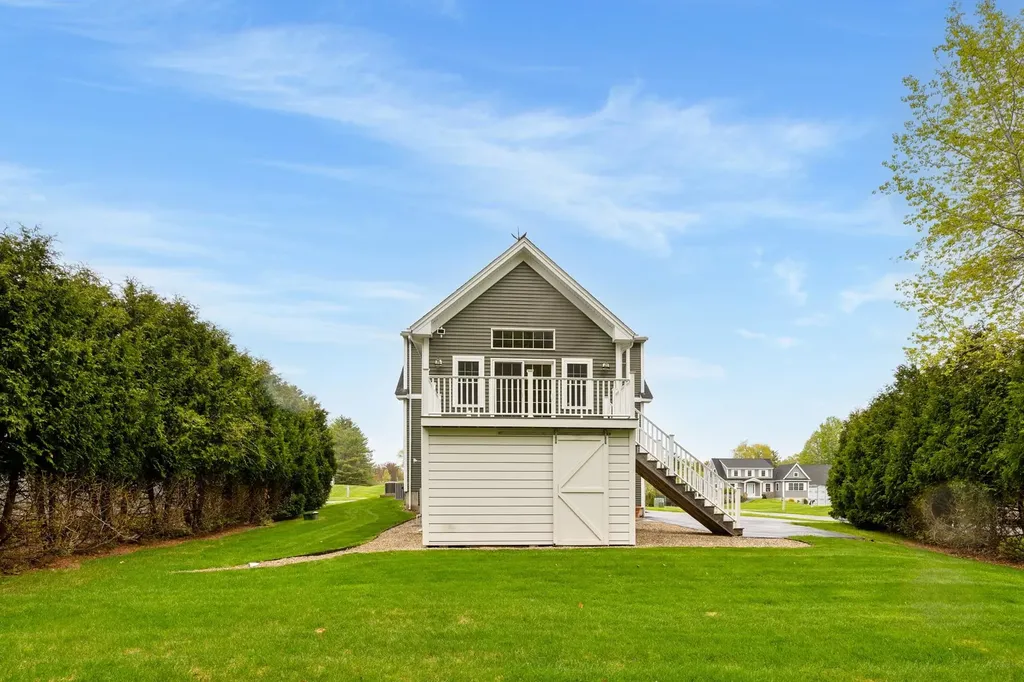 14 Cushman Way Greenland NH 03840