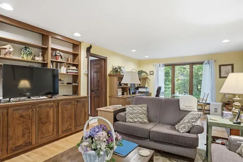 15 Woodward Road Merrimack NH 03054