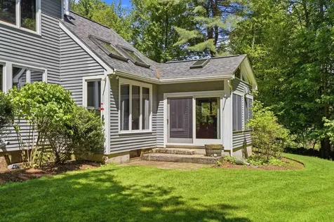 15 Woodward Road Merrimack NH 03054