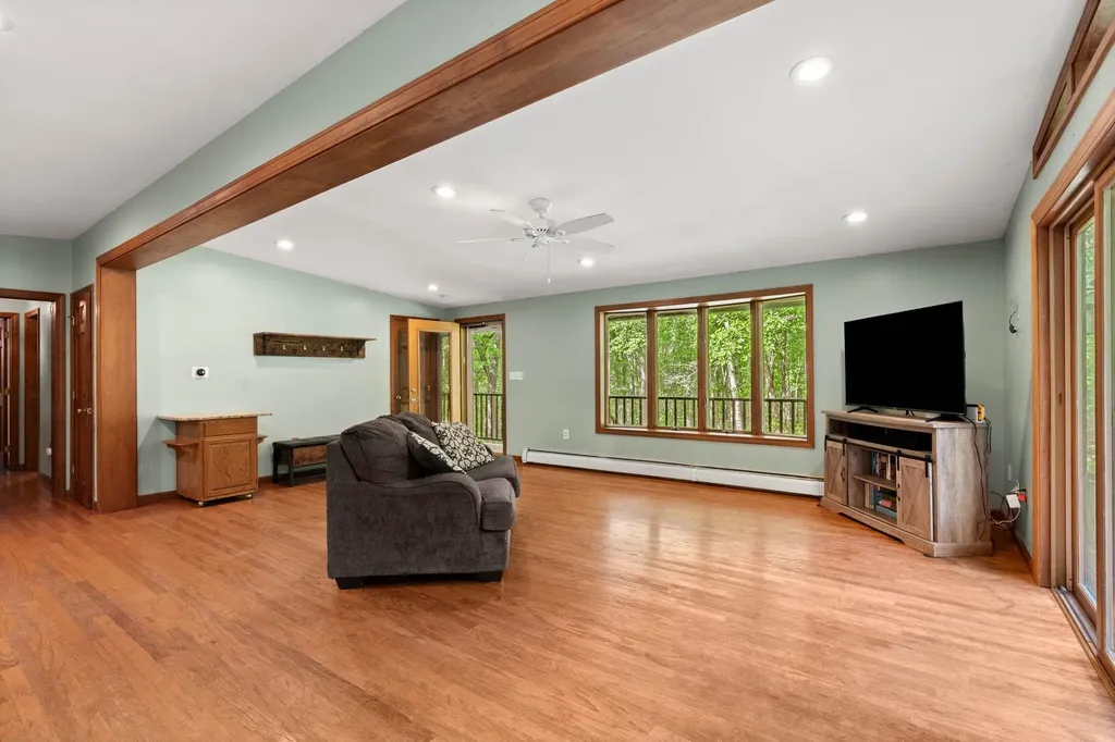 540 Main Street Sandown NH 03873