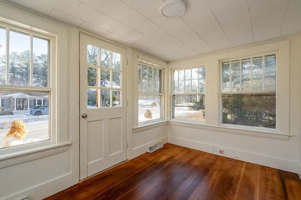 79 Brave Boat Harbor Road Kittery ME 03905