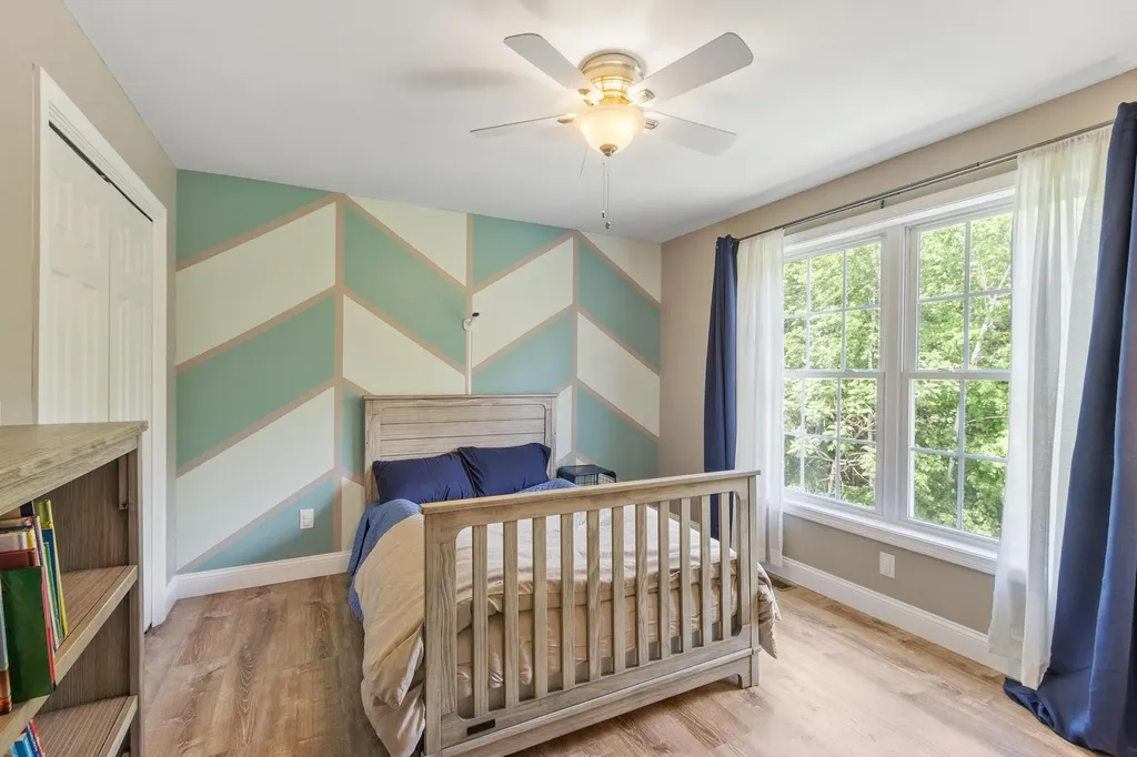 8 Jana Circle Sandown NH 03873