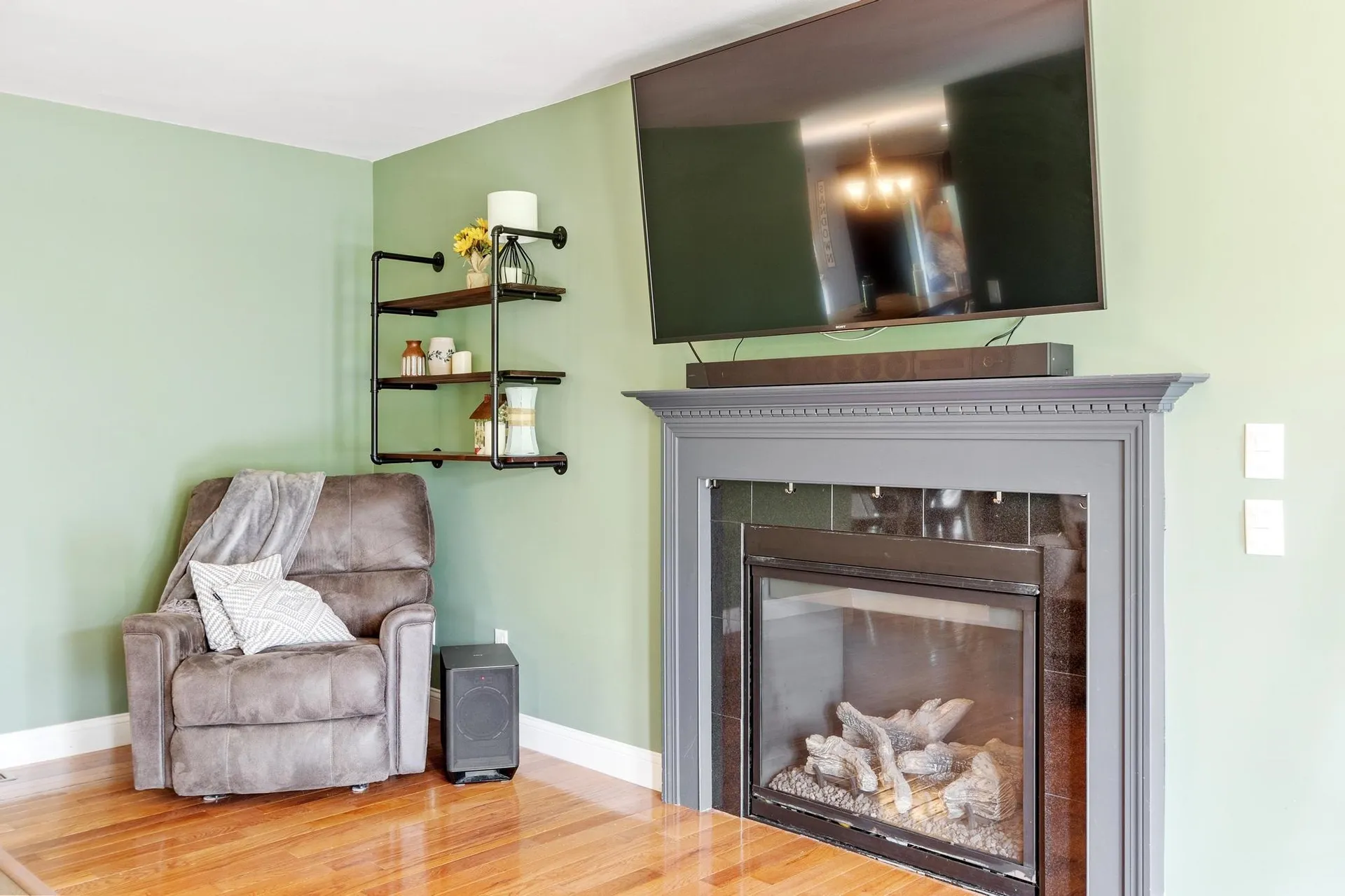 8 Jana Circle Sandown NH 03873