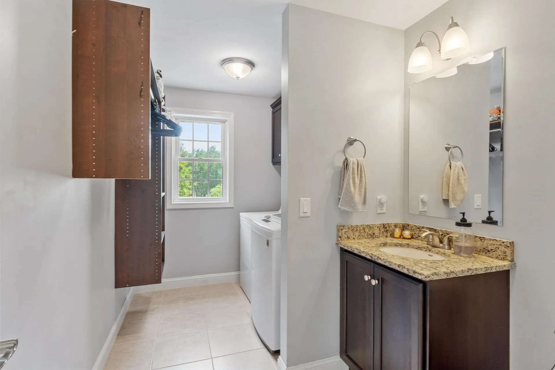8 Jana Circle Sandown NH 03873