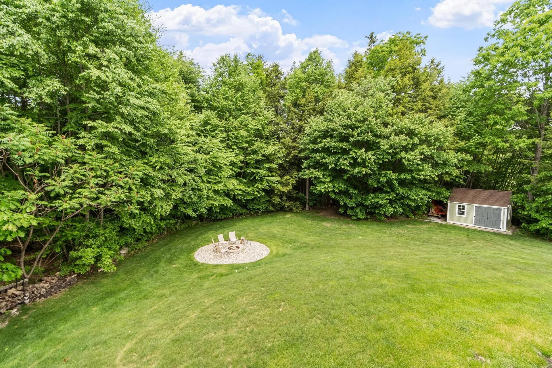8 Jana Circle Sandown NH 03873