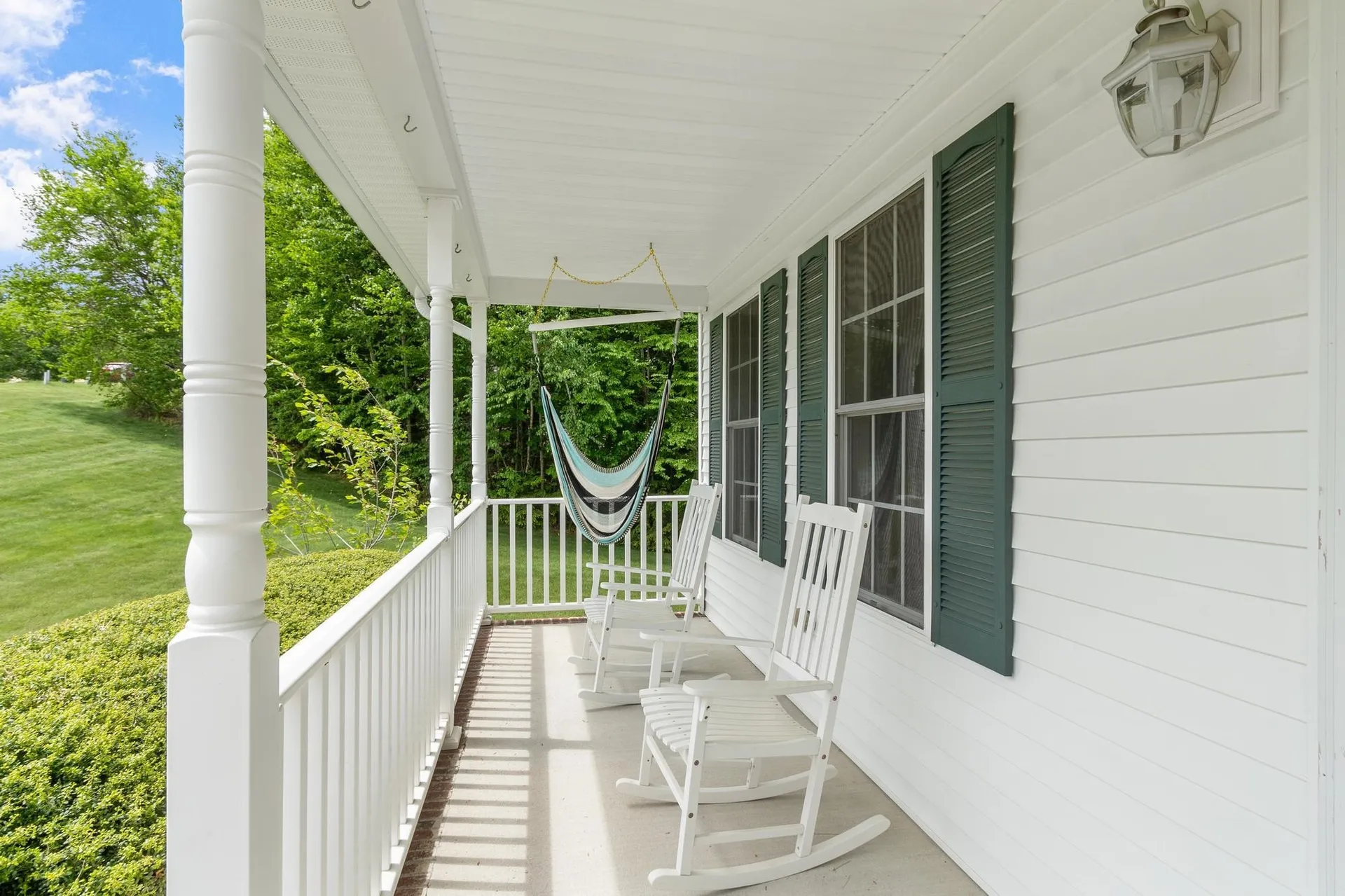 8 Jana Circle Sandown NH 03873