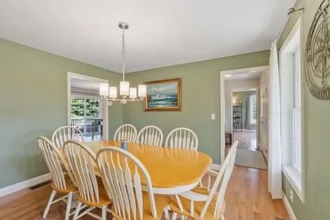 8 Jana Circle Sandown NH 03873