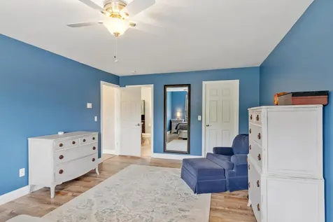 8 Jana Circle Sandown NH 03873