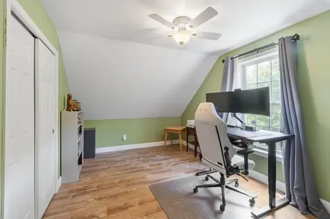 8 Jana Circle Sandown NH 03873