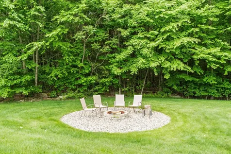 8 Jana Circle Sandown NH 03873