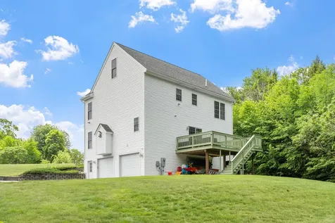 8 Jana Circle Sandown NH 03873