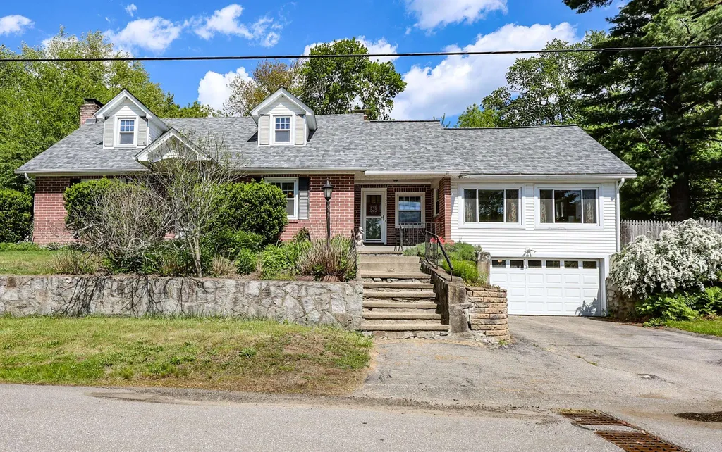 137 Grand Avenue Manchester NH 03109