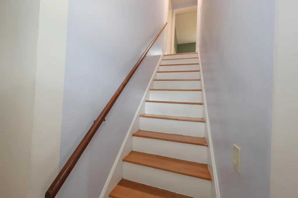 137 Grand Avenue Manchester NH 03109