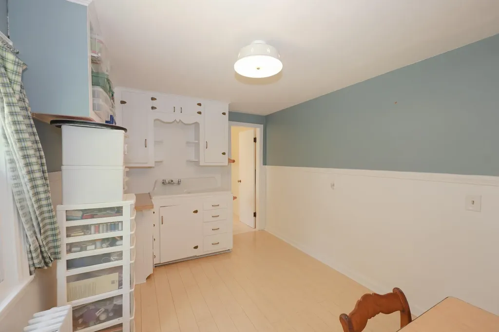 137 Grand Avenue Manchester NH 03109
