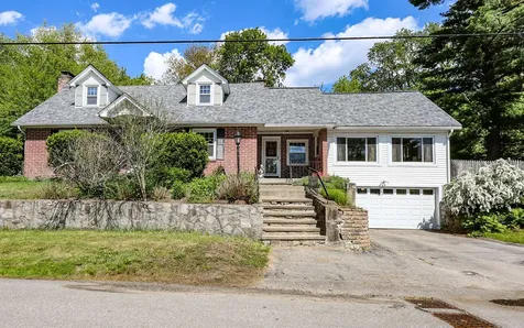 137 Grand Avenue Manchester NH 03109