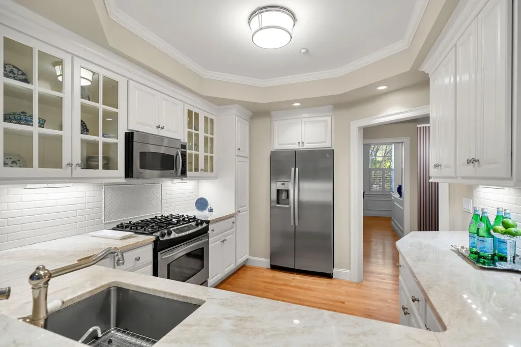 24 Porter Street Portsmouth NH 03801