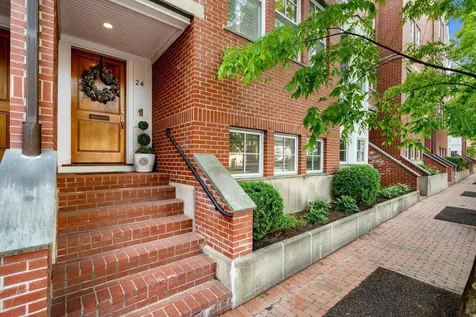 24 Porter Street Portsmouth NH 03801